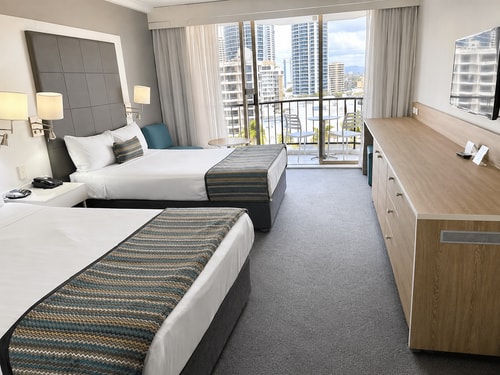 Comfy 2Double-bed Suite in Central Surfers | Max 4 9 Serain Residences