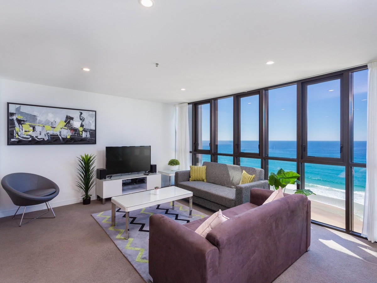 Sea Side Comfortable Apartment in Surfers Paradise 3 Serain Residences