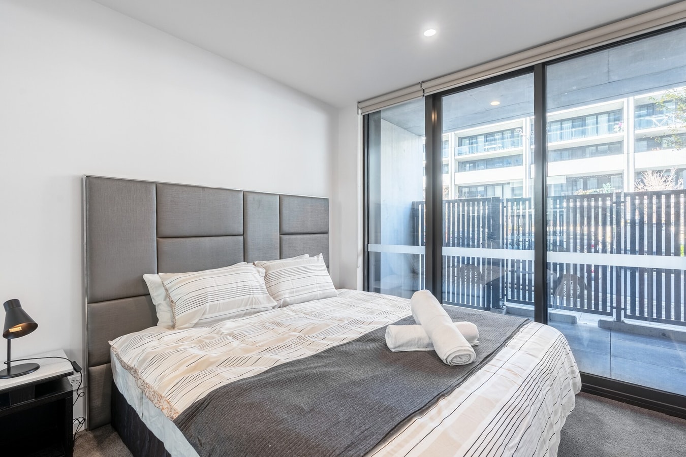 Cozy and Central Located 2BDR Apartment w/Parking Serain Residences