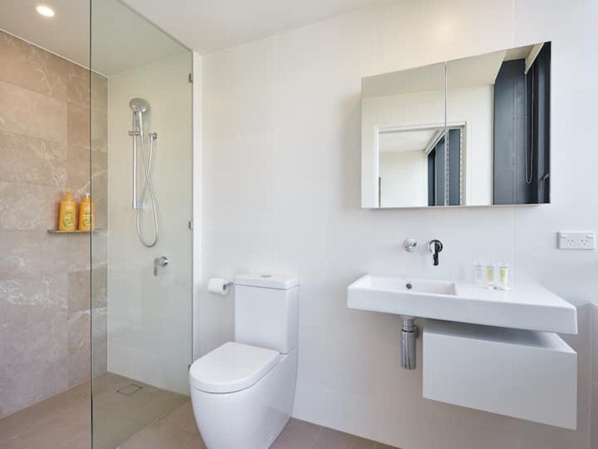 Comfort 2 Bedroom Apartment with Fantastic View 8 Serain Residences