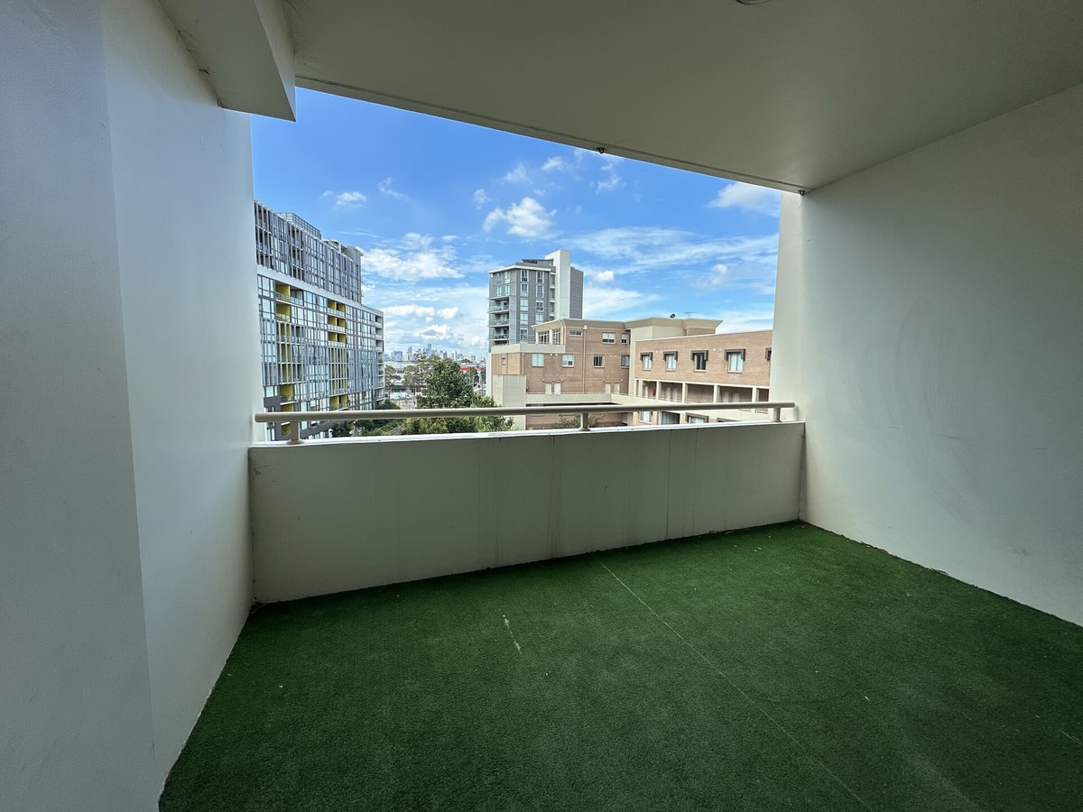 Spacious City View 3BR Loft Apartment | Parking*2 17 Serain Residences