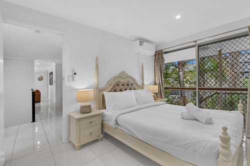 Central Located 3 Bedroom Unit in Southport 3 Serain Residences