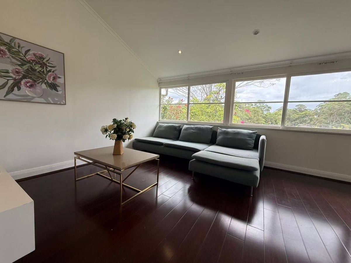 Comfortable 3BR House Unit in Chatswood w/Parking 6 Serain Residences