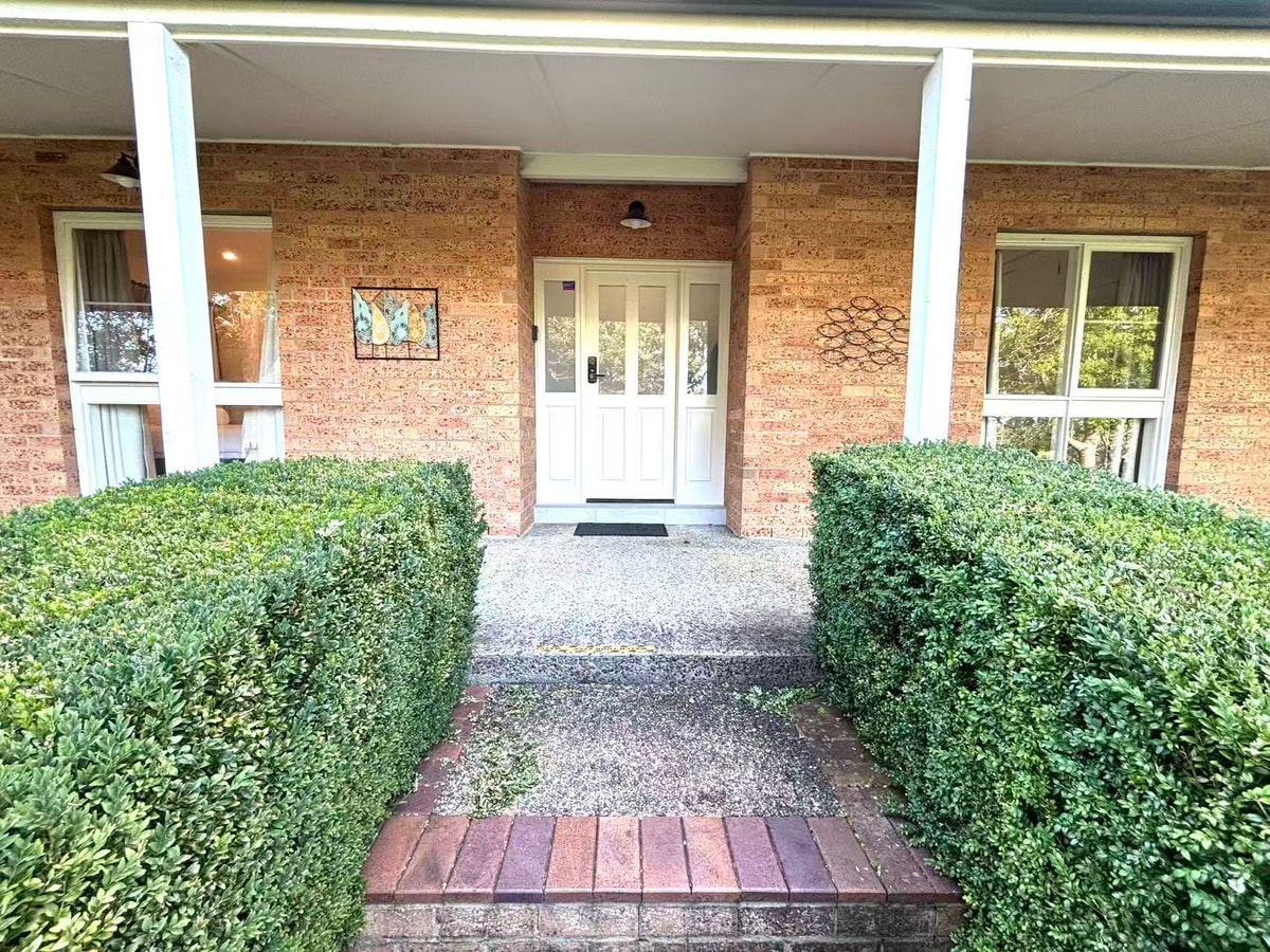 Spacious 3BR Getaway in Leura | Prime Location 6 Serain Residences