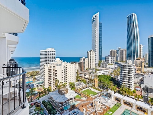 Central Located 2 Double-bed Hotel Room in Surfers 9 Serain Residences