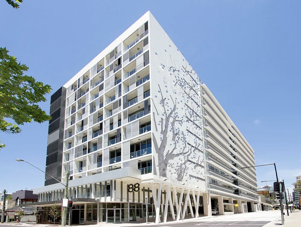 Comfortable&Convenient Rental Apt in Chatswood Serain Residences