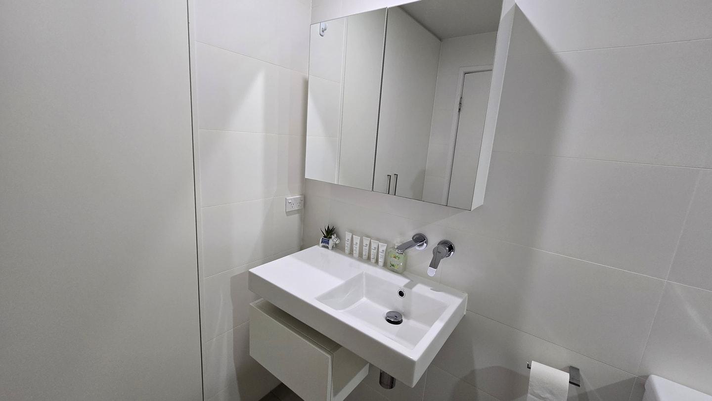 One Bedroom with Water View In Surfers 21 Serain Residences