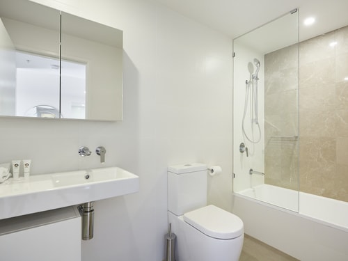 Cozy 2-bedrooms Apartment in Surfers Paradise 5 Serain Residences