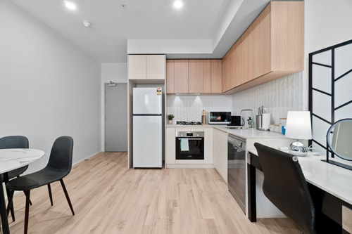 Luxe 2BR Apt | Huge Balcony+BBQ  | Adelaide CBD 14 Serain Residences