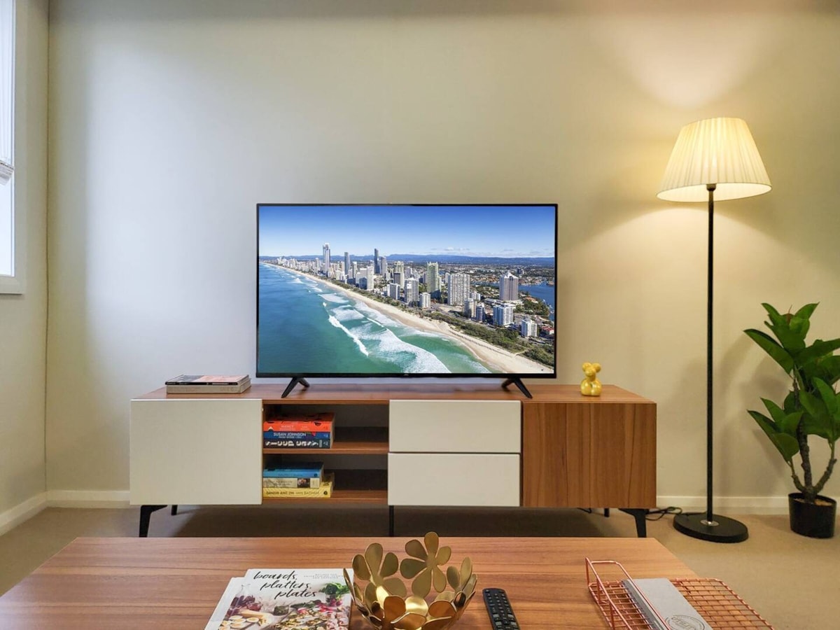 One bedroom Apartment walk to Gordon Train Station 1 Serain Residences