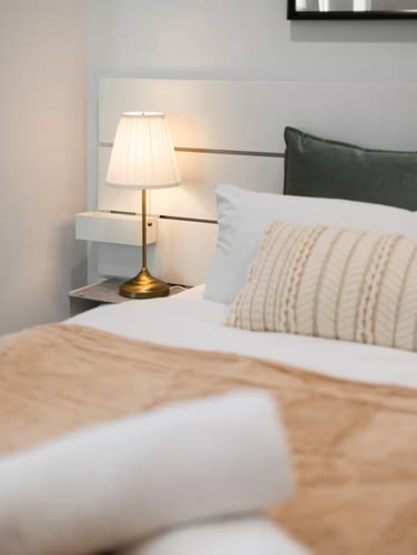 Riverfront 2Bedroom Apt in Brisbane City w/Parking 8 Serain Residences