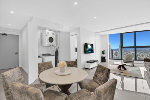 Ocean & City View | 3BR Beachside Retreat Level 63 6 Serain Residences