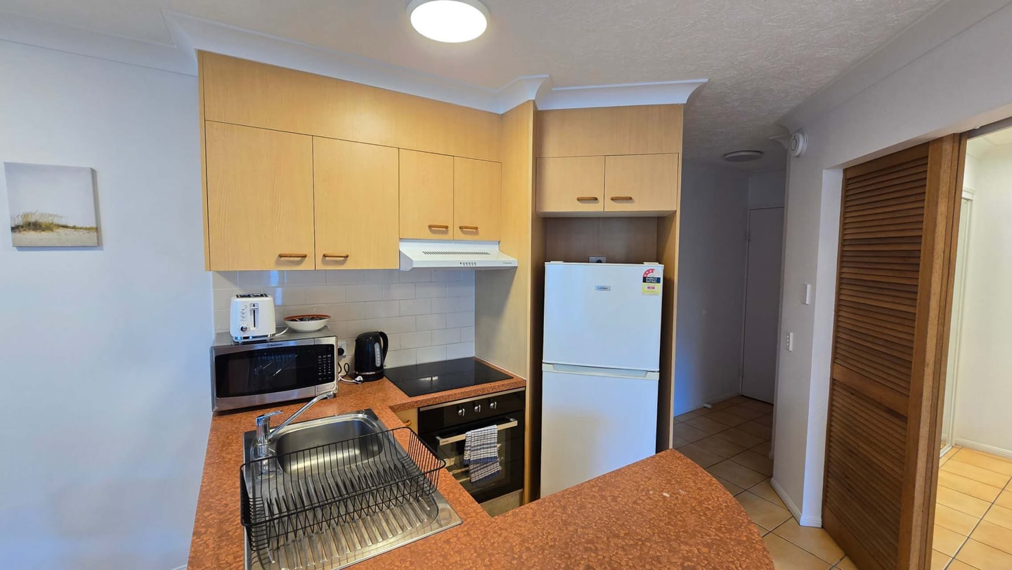 Comfy 1BR + Free Parking |  Stroll to Parklands 14 Serain Residences