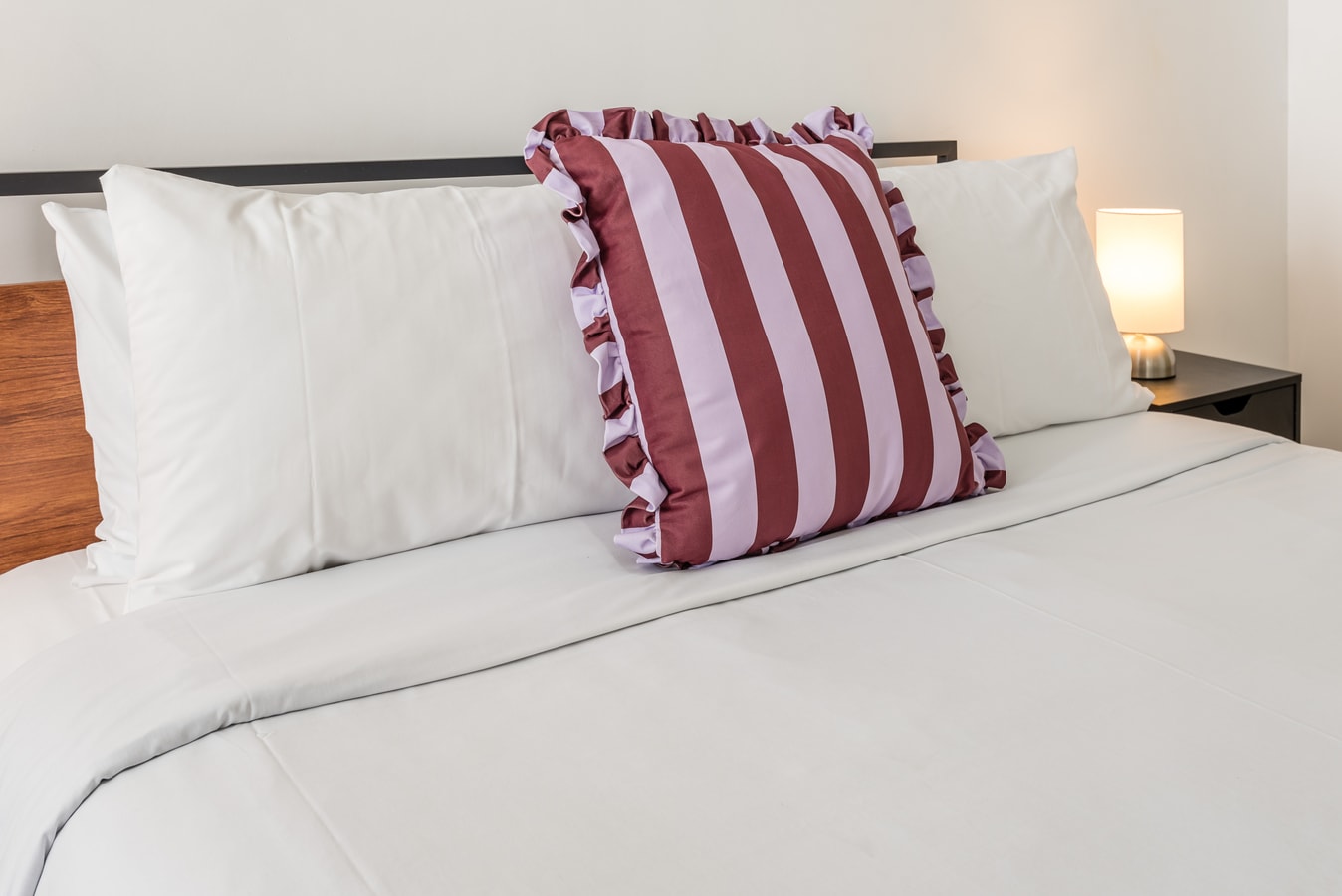 Prime Loc River Glimpse 2BR Walk to CBD w/Parking 9 Serain Residences