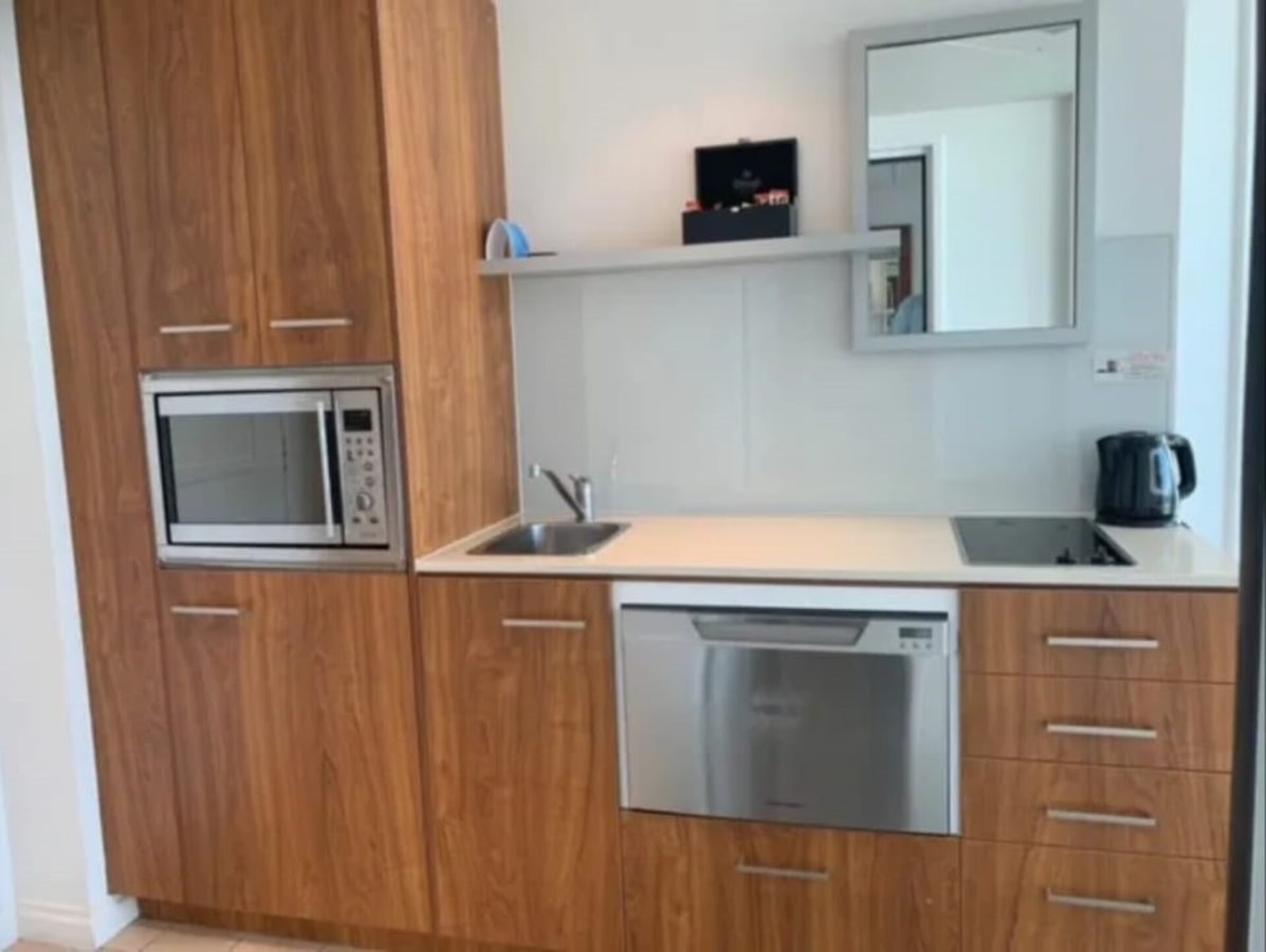 King bed studio with Ocean view in Legend Hotel 5 Serain Residences