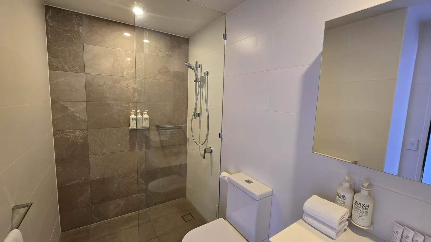 Open View Comfortable 2BR Apartment in Surfers 11 Serain Residences