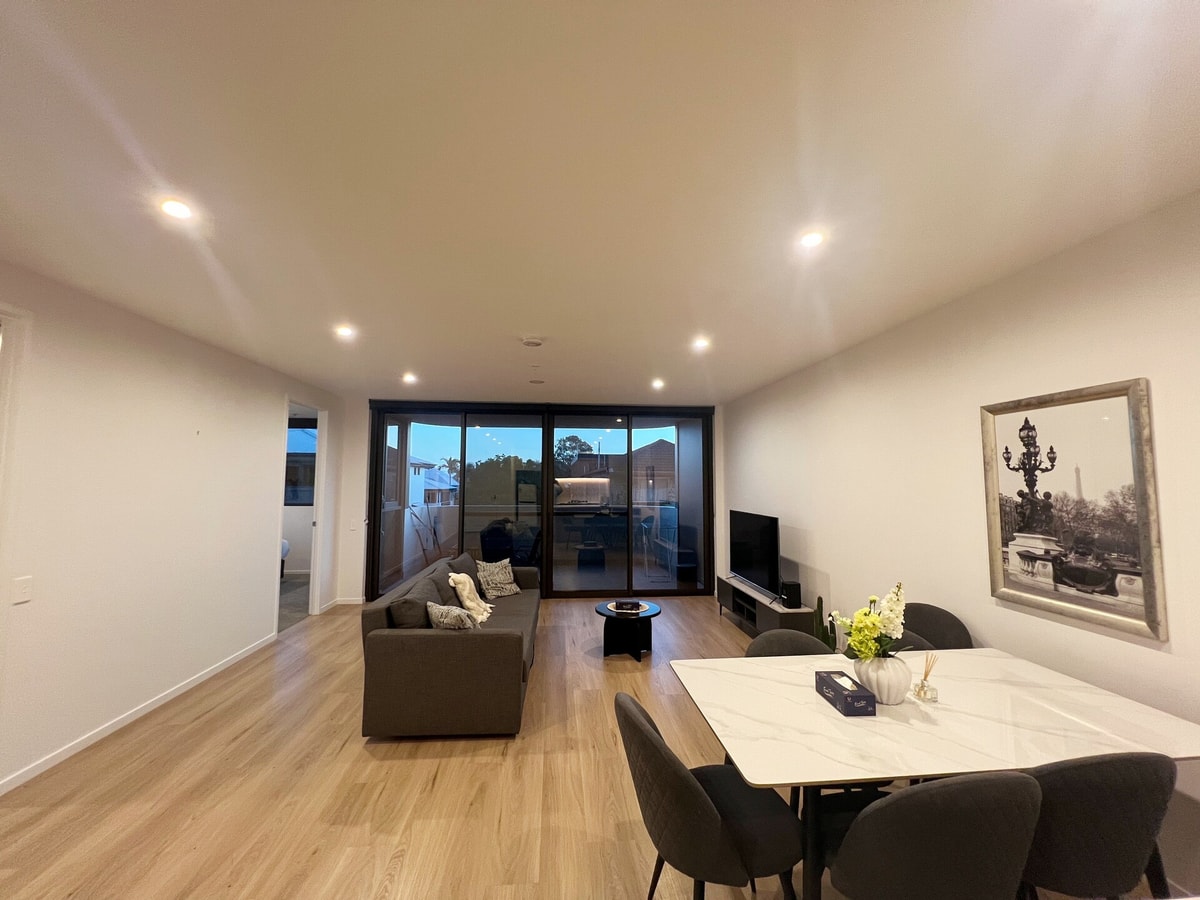 Riverside Modern 2BR East Brisbane w/Parking 11 Serain Residences