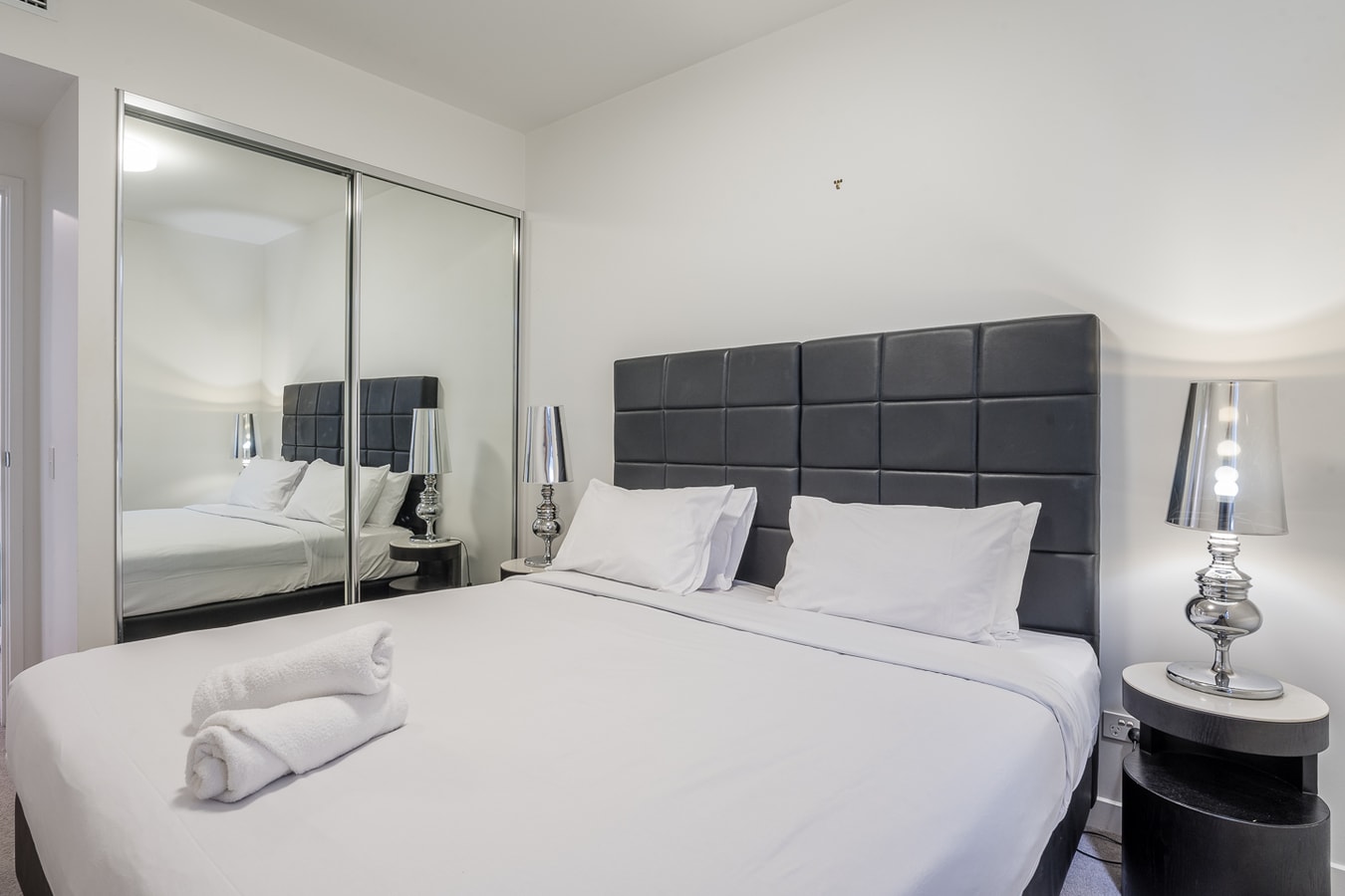 Modern 2Bedroom Apartment+Parking Southbrisbane 3 Serain Residences
