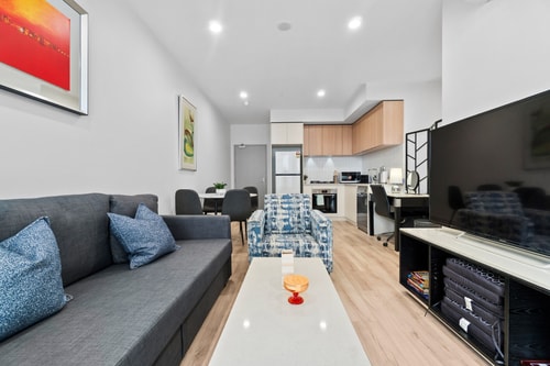 Luxe 2BR Apt | Huge Balcony+BBQ  | Adelaide CBD 12 Serain Residences