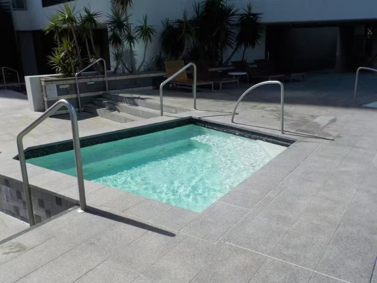 Modern 2BR Oasis with Pools, Gym & Secure Parking 29 Serain Residences