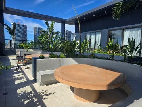 Comfortable 2 BDR Apartment in Central Southport 14 Serain Residences