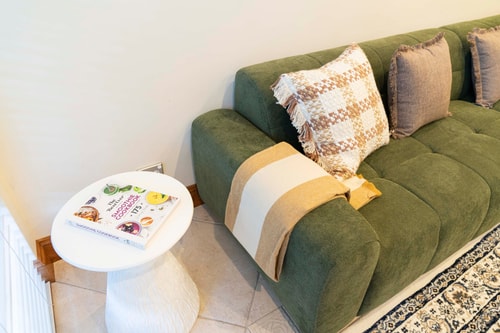 Cozy Home 5mins Walk from Beach with Fireplace 29 Serain Residences