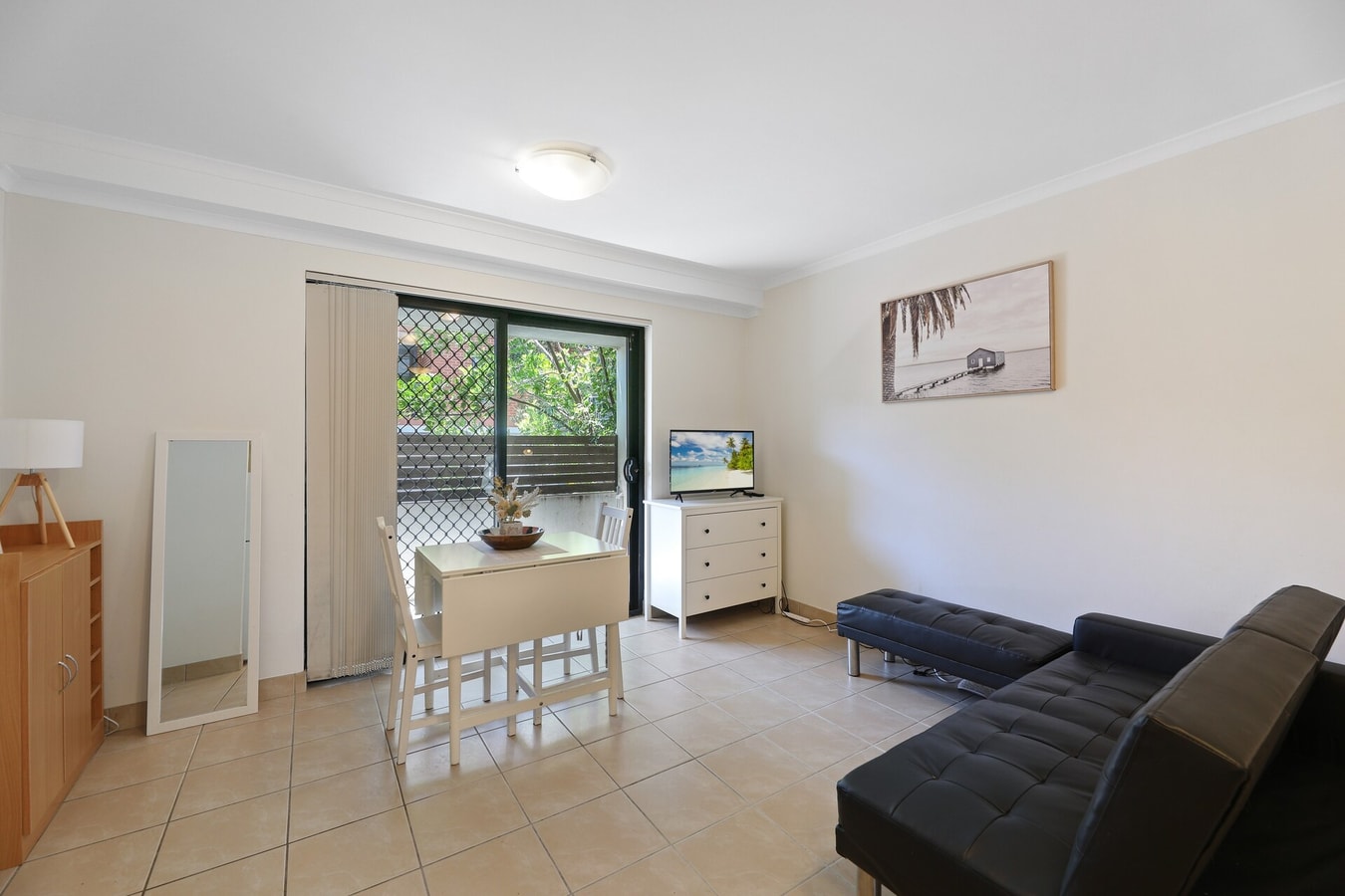 Cozy & Convenient Studio Apartment Close to USYD Serain Residences