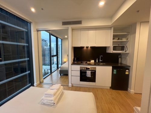 Central Located Cozy Studio in South Brisbane 2 Serain Residences
