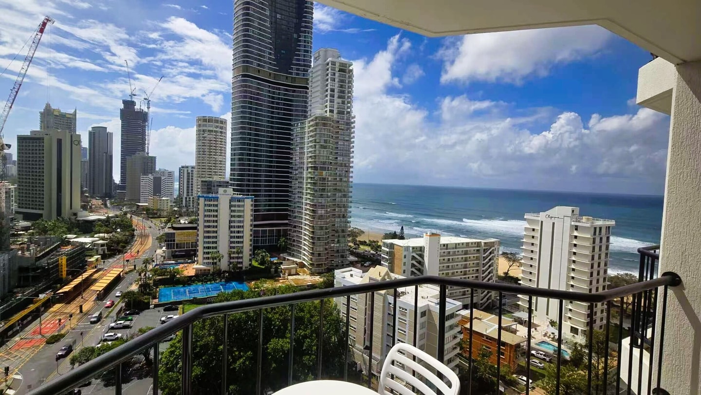 Comfortable 2-Bed Stay in Surfers | Great Location 9 Serain Residences