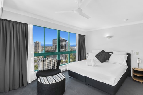 Ocean view 3 bedroom Apartment in Crown Surfers 10 Serain Residences