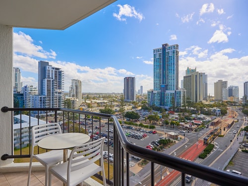 King and Double-bed Comfy Suite on View Ave 5 Serain Residences