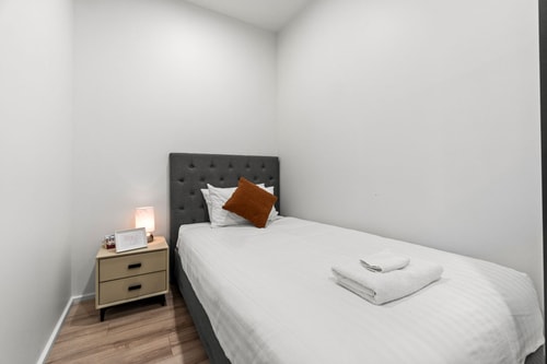 Adelaide Central 1+1 Apt | Gym | Sleeps 4 Guests 17 Serain Residences