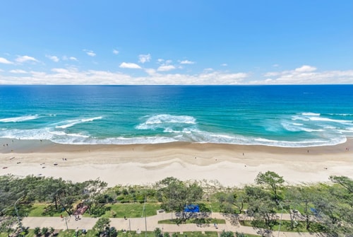 Stunning 2BDR Ocean View Apartment by the Beach 16 Serain Residences