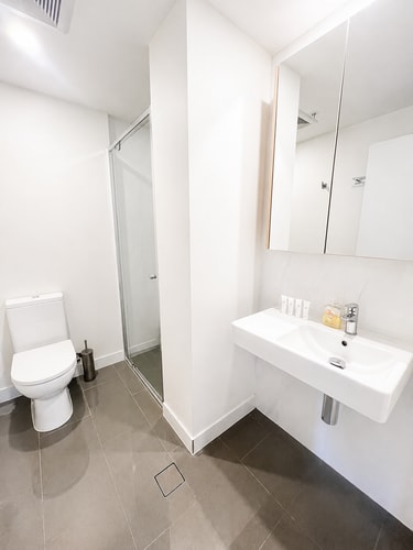 Comfortable 2BR w/ Pool, Gym & BBQ | Free Parking 7 Serain Residences