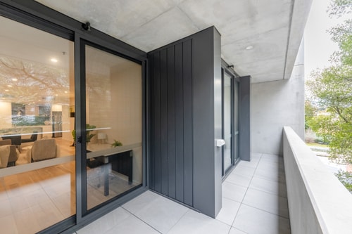 Cozy 2Bedroom Apt in Centre Canberra w/Parking 12 Serain Residences