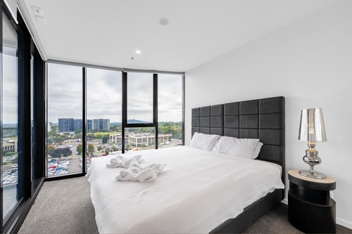 Modern Chic 1-Bedroom Apartment with Parking 1 Serain Residences