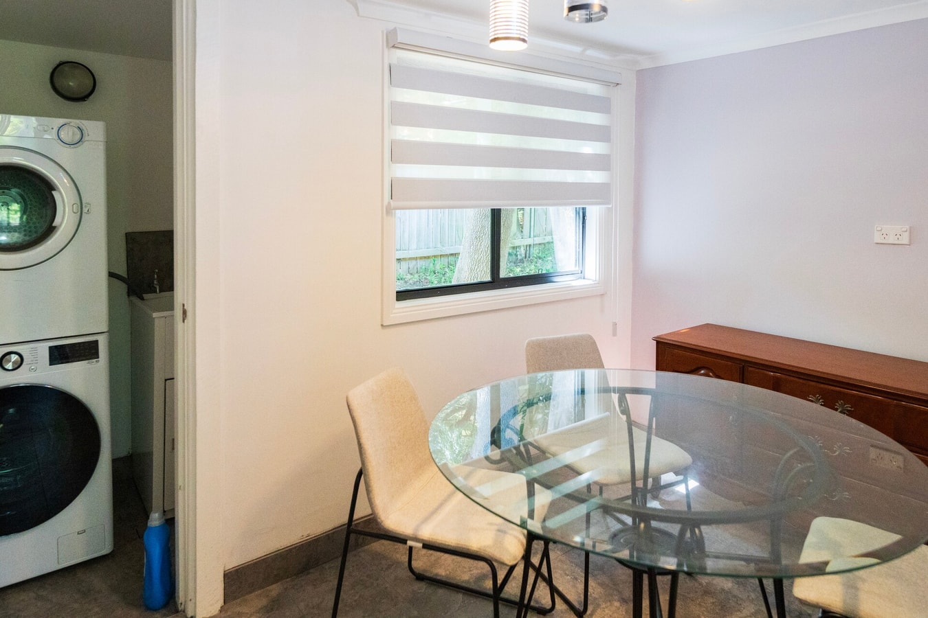 Cozy 2BDR Stay in Central Leura | Steps to Shops 3 Serain Residences