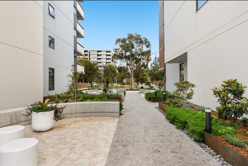 Modern 1BR Gym & Parking | Easy to Tram & City 11 Serain Residences