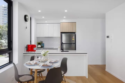 Stunning New 1 BDR Apt w/Parking Surfers Paradise 6 Serain Residences