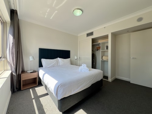 Convenient One-bedroom next to Chatswood station 26 Serain Residences