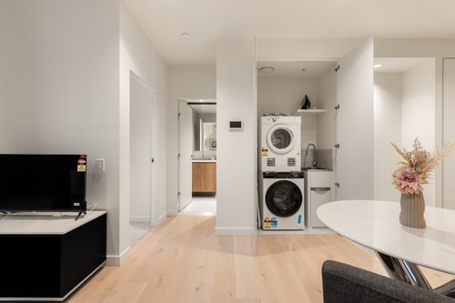 One-bedroom Modern Apartment in South Melbourne 14 Serain Residences
