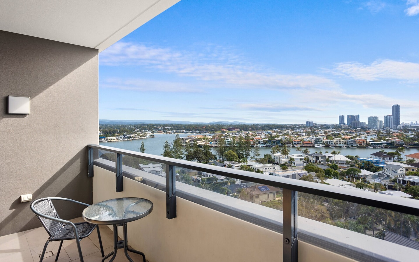 Modern 2BR Apartment on level 13 | Walk to Beach 3 Serain Residences