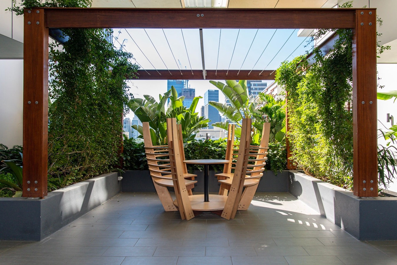 Comfortable 2BR w/ Pool, Gym & BBQ | Free Parking 12 Serain Residences