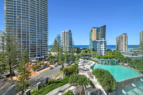 2-Bedroom Apt Heart of Surfers Paradise w/Parking 9 Serain Residences