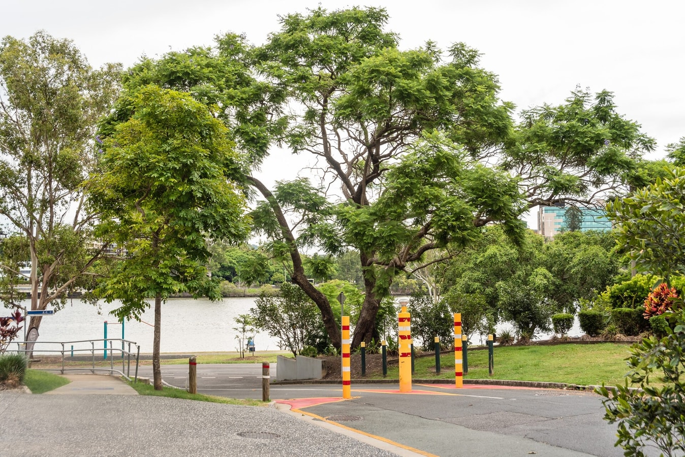Westend high-end 3 bedroom Townhouse Next to River 28 Serain Residences