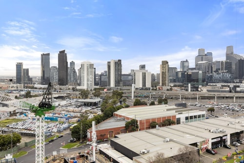 One-bedroom Modern Apartment in South Melbourne 17 Serain Residences