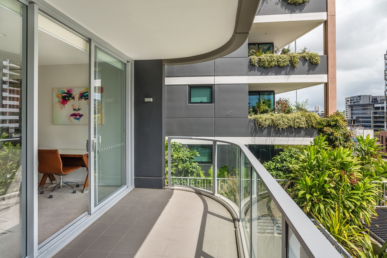 Modern 2Bedroom Apartment+Parking Southbrisbane 18 Serain Residences