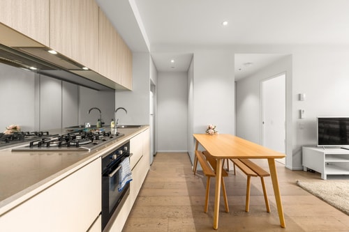 Cozy 1 bedroom apartment in Docklands 5 Serain Residences