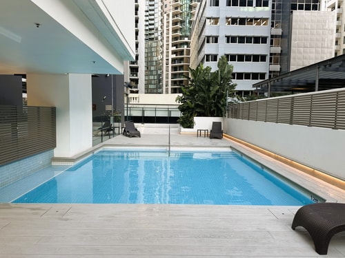 Modern CBD 2 Bedroom Apartment with Free Parking 1 Serain Residences