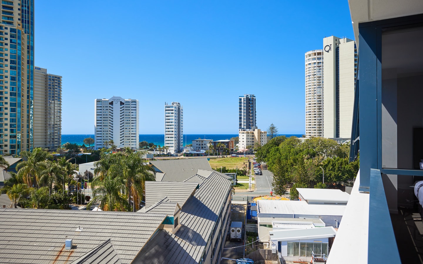 Comfy 2 Bedroom Apartment with Glimpse of Ocean 4 Serain Residences